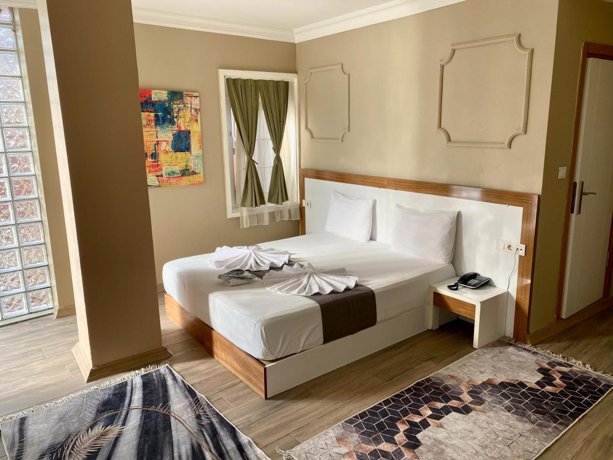 Airport Hotel 3*